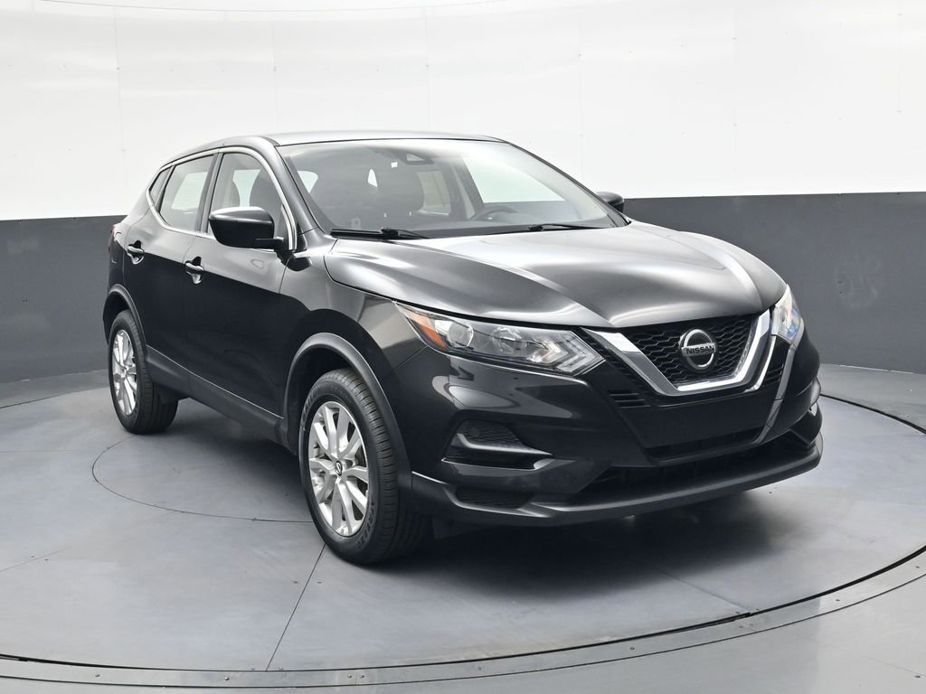 Used 2021 Nissan Rogue Sport S image 1