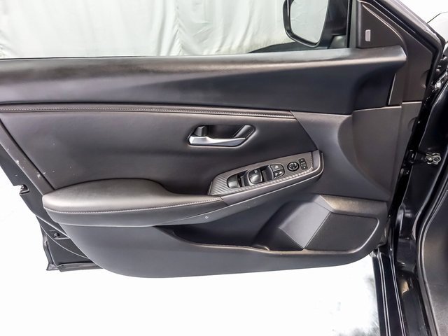 Used 2024 Nissan Sentra SV image 24