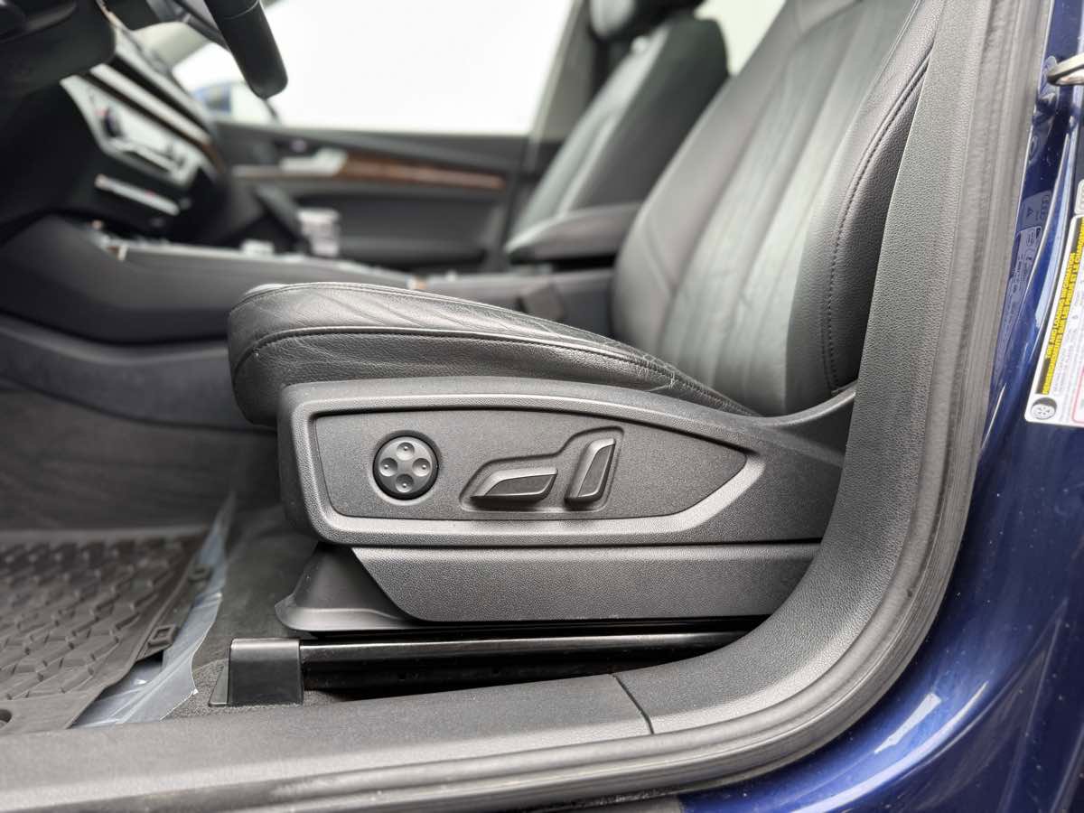Used 2018 Audi Q5 2.0T Premium Plus image 22