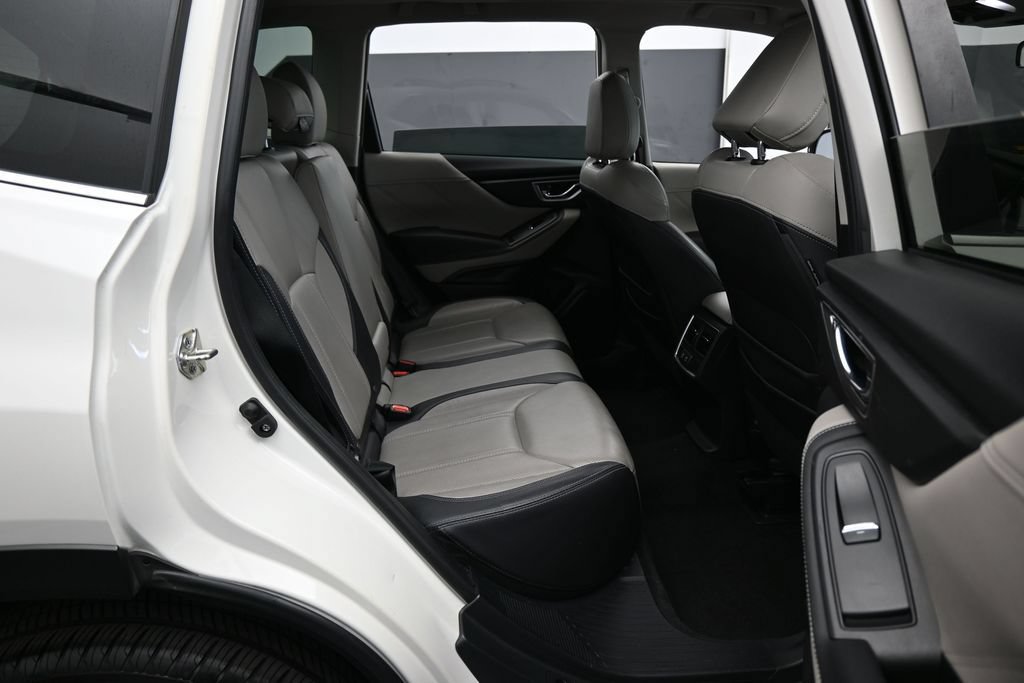 Used 2022 Subaru Forester Limited AWD/4WD image 38