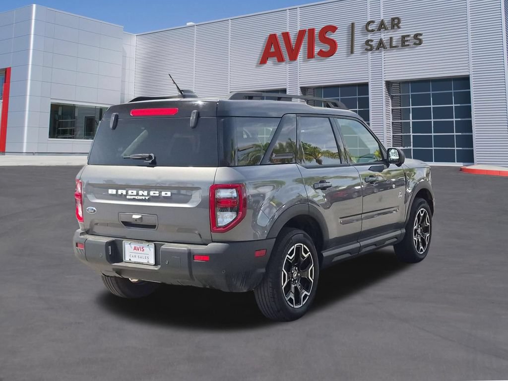 Used 2025 Ford Bronco Sport Outer Banks w/ Outer Banks Tech Package+ AWD/4WD image 6