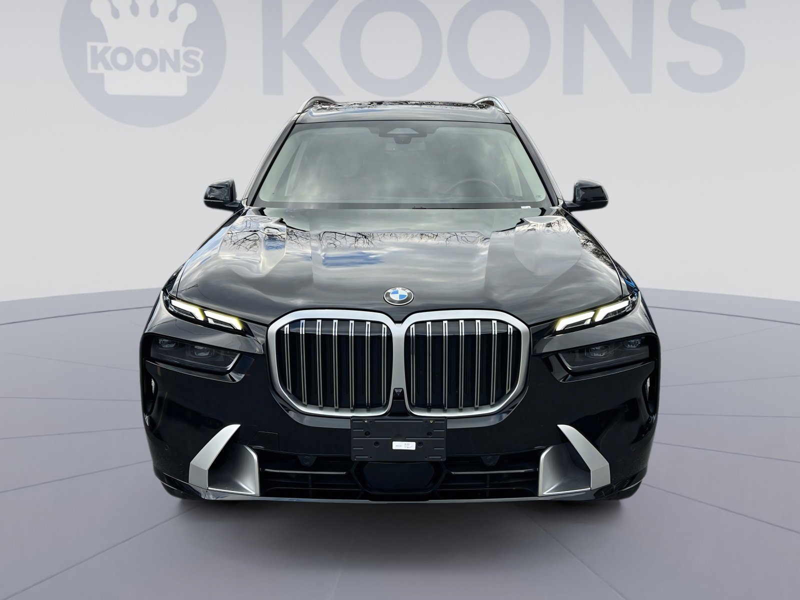 Used 2024 BMW X7 xDrive40i w/ Executive Package image 11