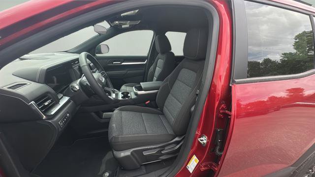 New 2026 GMC Terrain Elevation w/ Black Edition FWD image 19