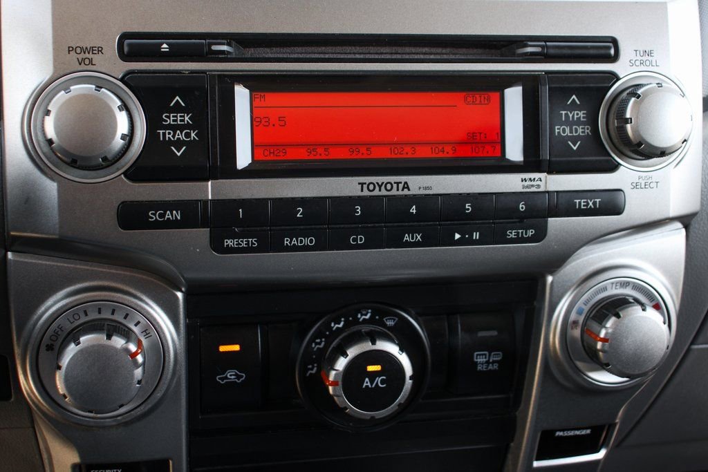 Used 2013 Toyota 4Runner SR5 w/ Convenience Pkg image 28