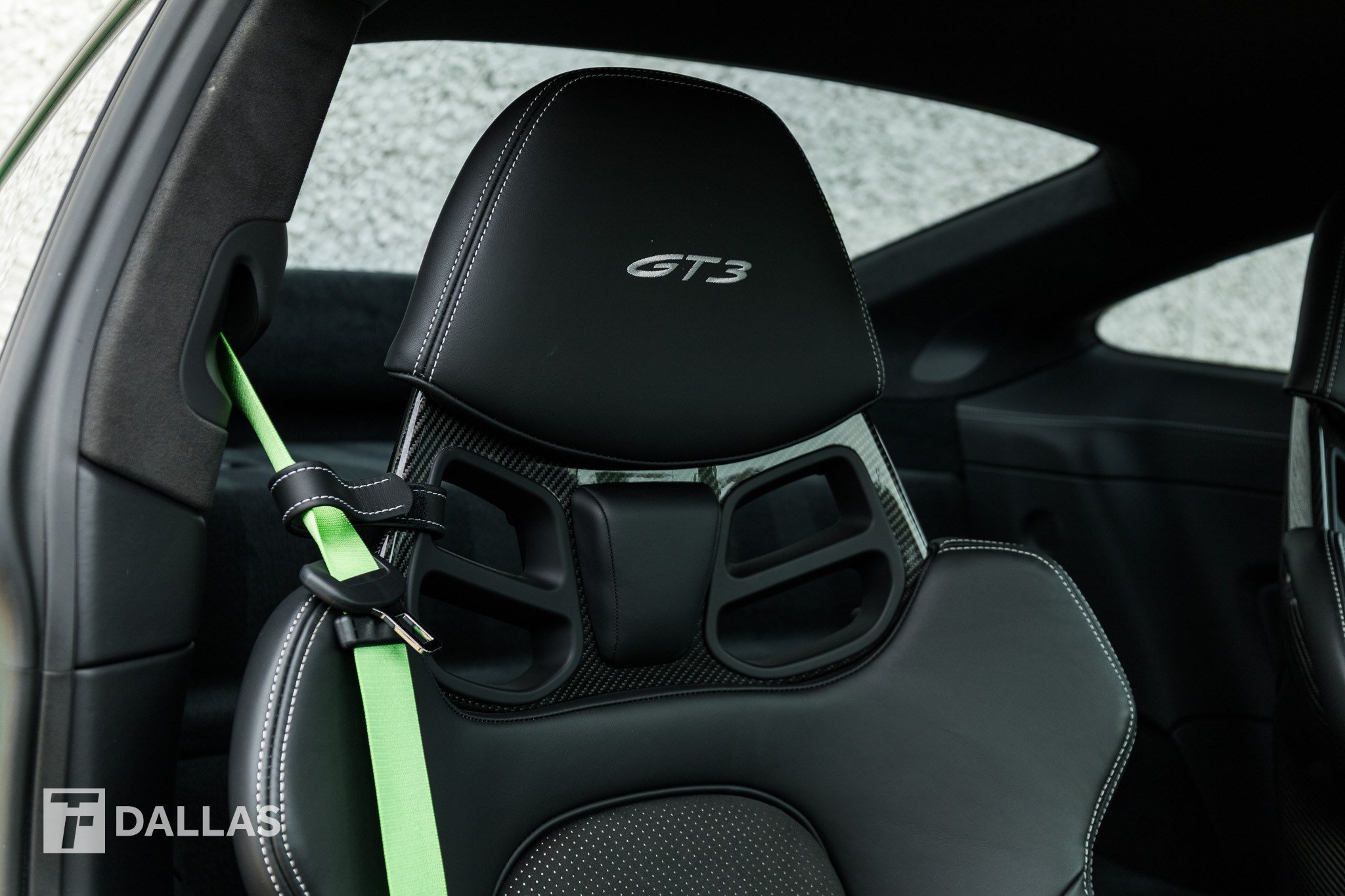 Used 2022 Porsche 911 GT3 RWD image 32