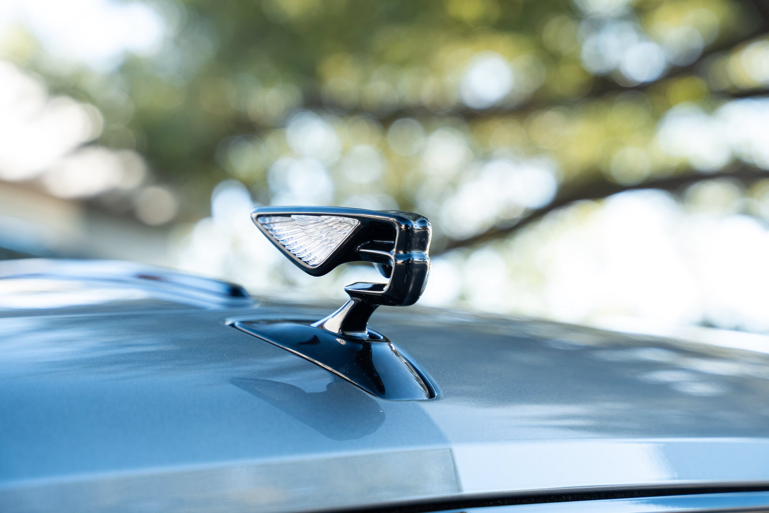 Certified 2025 Bentley Flying Spur Plug-In Hybrid AWD/4WD image 12