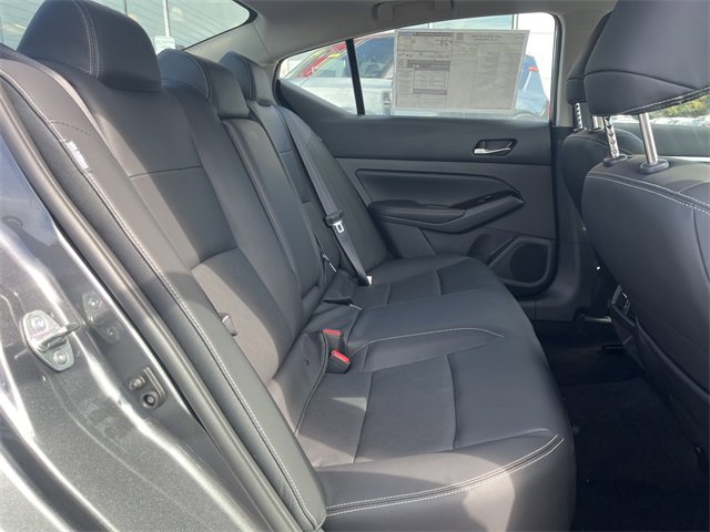 New 2025 Nissan Altima 2.5 SL image 8