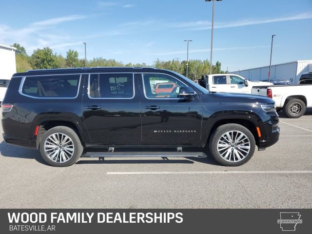 Used 2024 Jeep Grand Wagoneer L Series III w/ Rear Seat Video Group 1 image 3