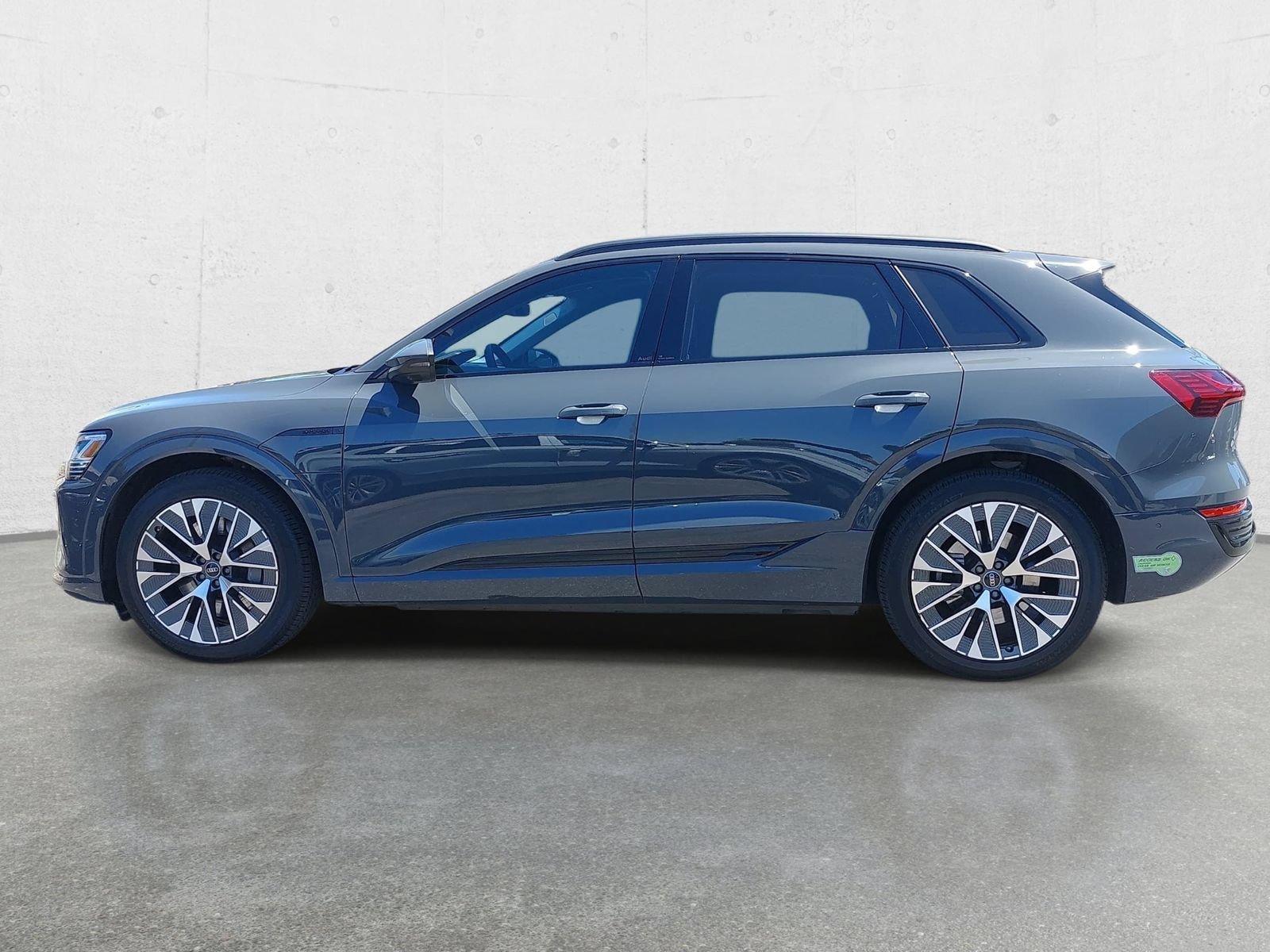 Used 2024 Audi Q8 e-tron Premium Plus w/ Prestige Package AWD/4WD image 8