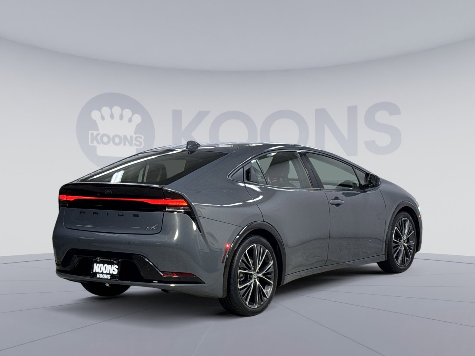 Used 2024 Toyota Prius XLE image 12