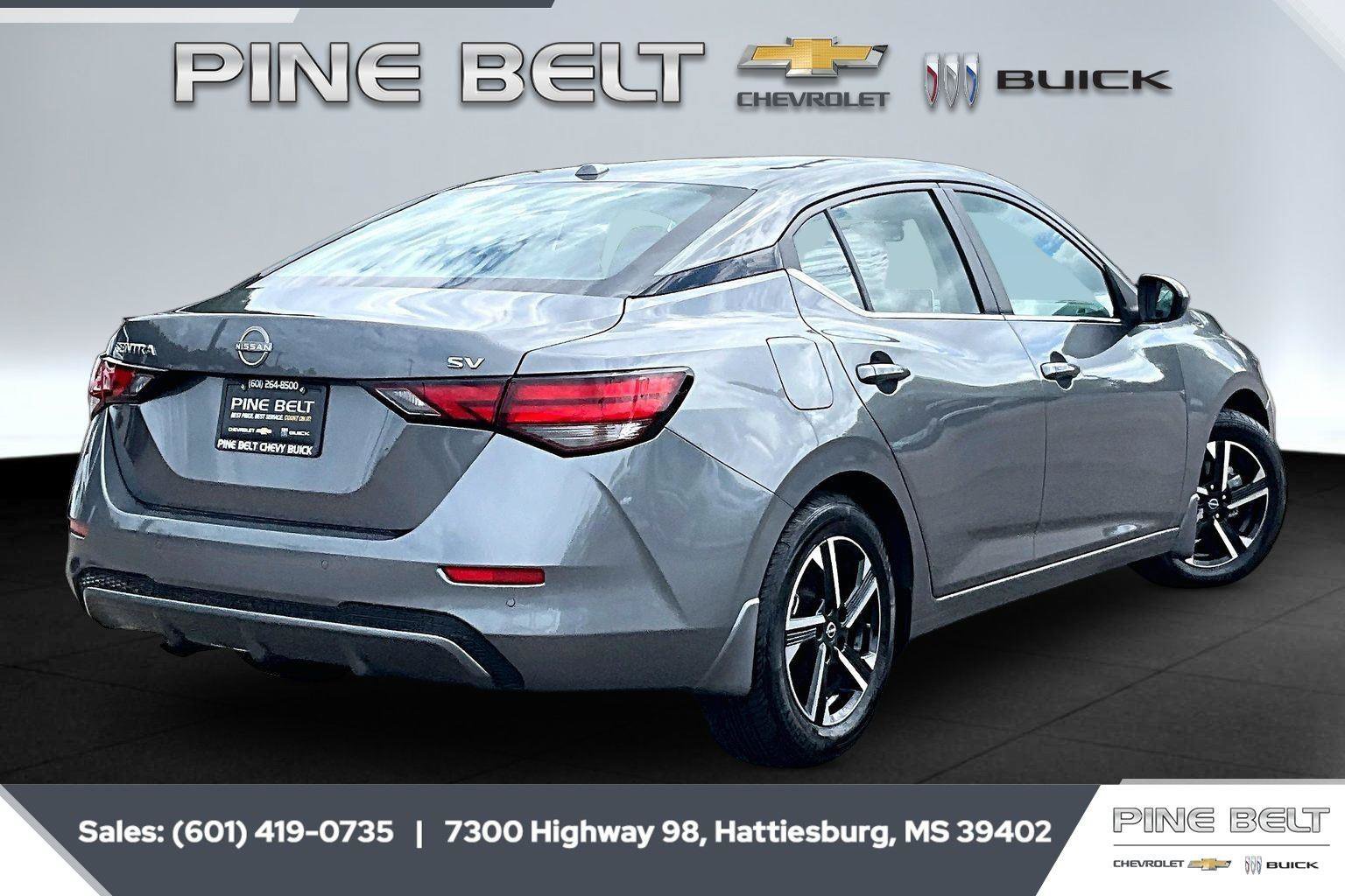 Used 2024 Nissan Sentra SV FWD image 11