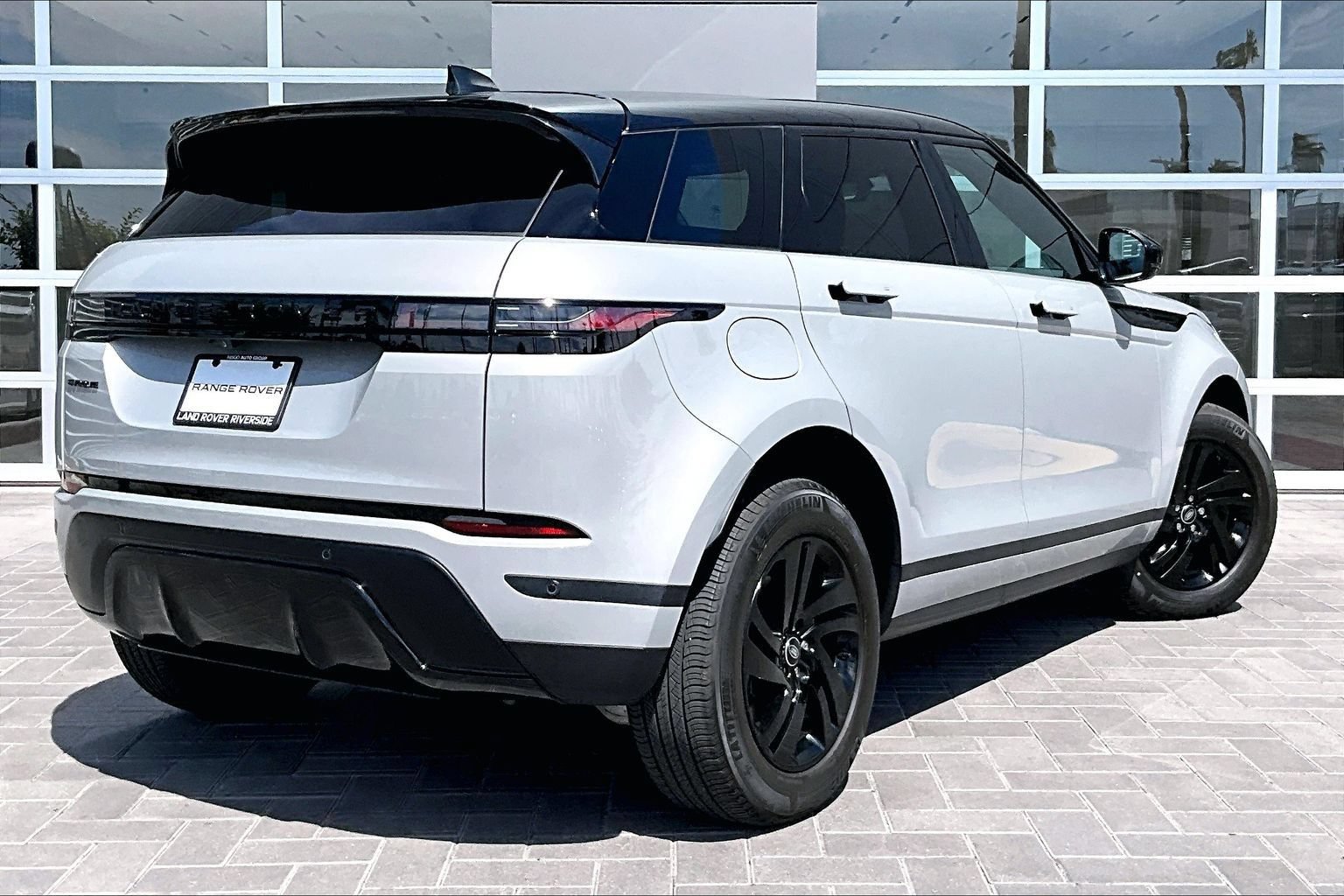 Certified 2026 Land Rover Range Rover Evoque S AWD/4WD image 12
