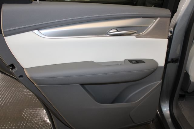 Certified 2023 Cadillac XT5 Premium Luxury AWD/4WD image 31