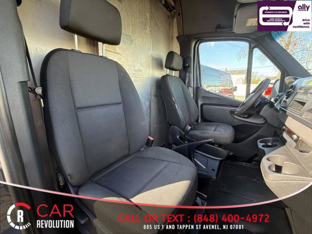 Used 2019 Mercedes-Benz Sprinter 170 image 32