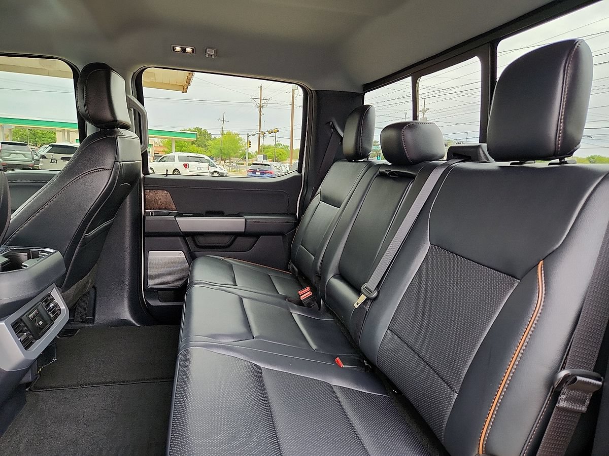 Used 2026 Ford F350 Lariat AWD/4WD image 5