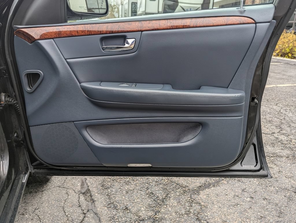 Used 2007 Cadillac DTS FWD image 23