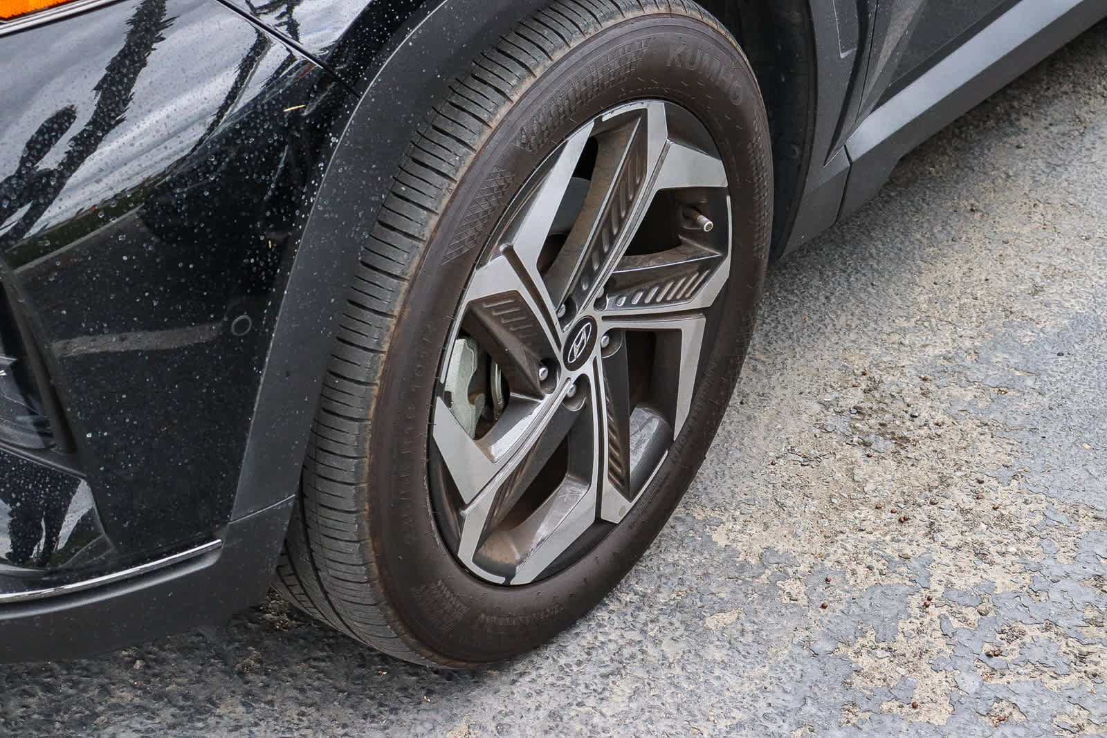 Used 2023 Hyundai Tucson Limited FWD image 4