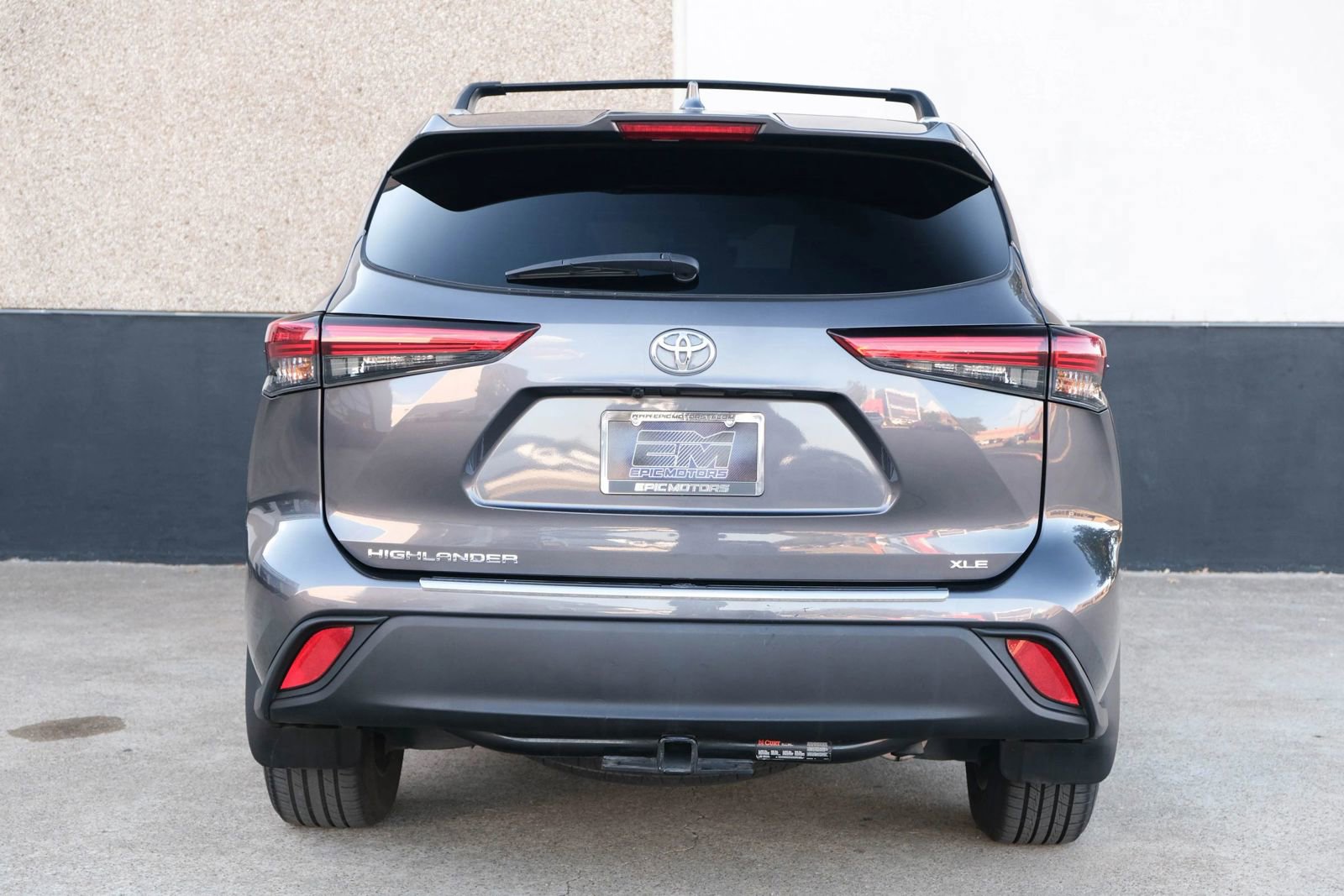 Used 2022 Toyota Highlander XLE image 16