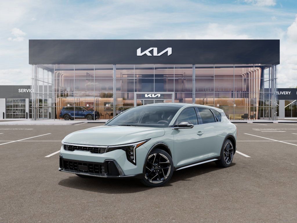 New 2026 Kia K4 GT-Line image 1