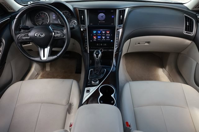 Used 2018 INFINITI Q50 Luxe w/ Cargo Package (L95) RWD image 2