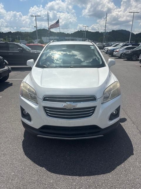 Used 2015 Chevrolet Trax LTZ w/ LPO, Cargo Package FWD image 6