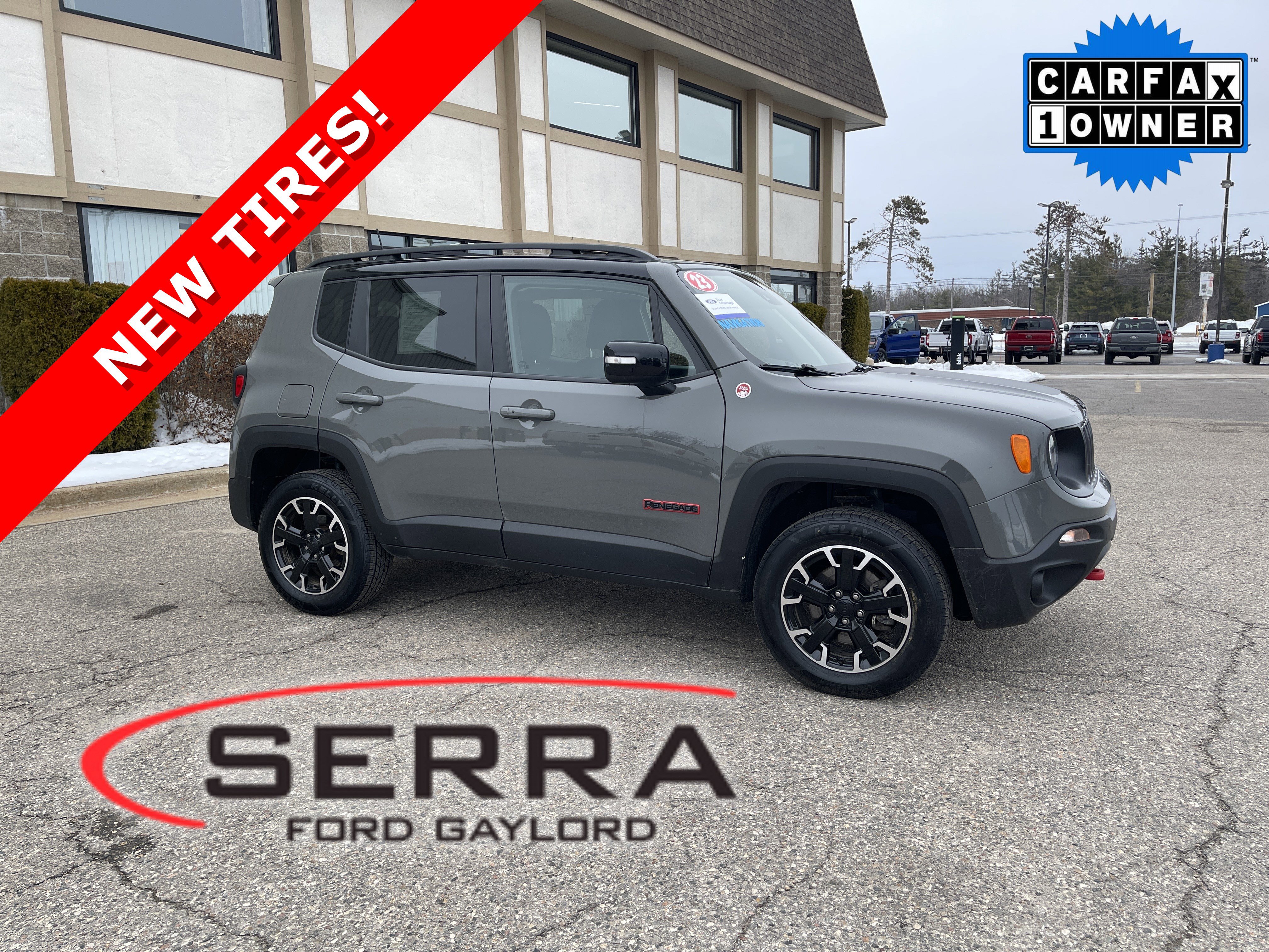 Used 2023 Jeep Renegade Trailhawk w/ Trailer Tow Group image 1