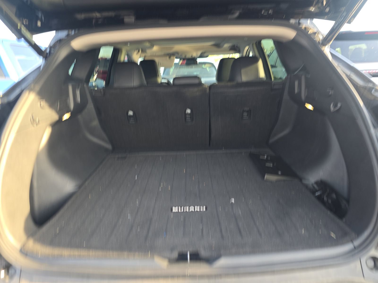 Used 2025 Nissan Murano SL AWD/4WD image 10