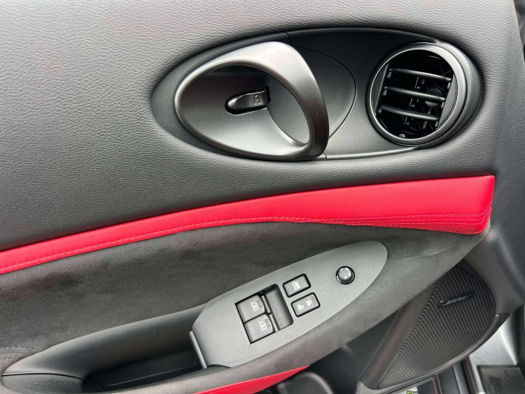 Used 2024 Nissan Z Performance w/ Floor Mat Package RWD image 10