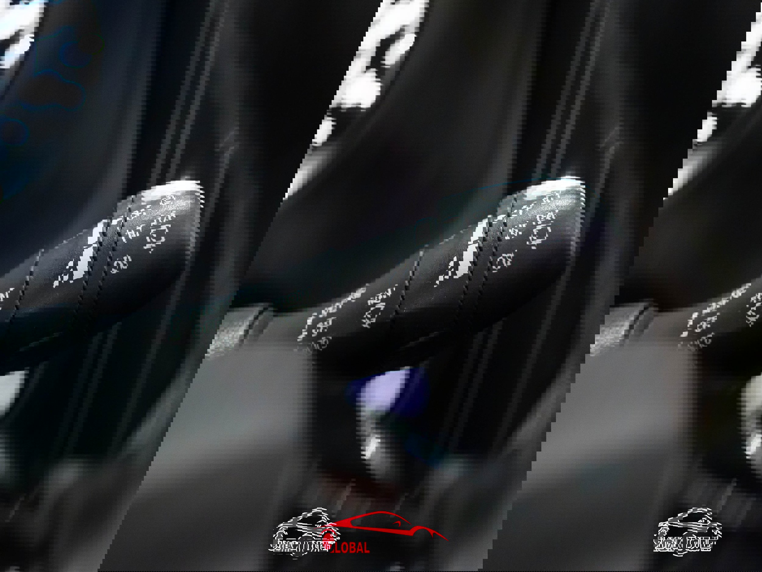 Used 2021 INFINITI QX80 Premium Select w/ All-Season Package image 28