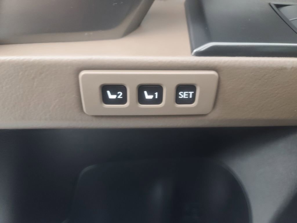 Used 2022 Lexus GX 460 Premium image 23