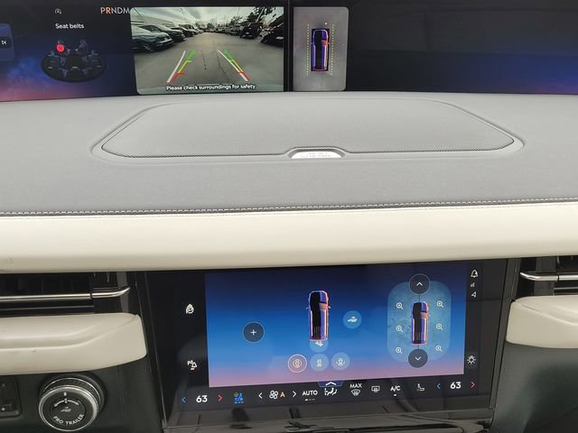 New 2025 Lincoln Navigator Reserve AWD/4WD image 25