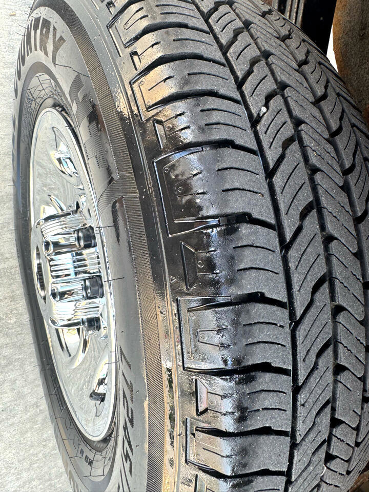 Used 2017 Chevrolet Express 2500 image 11