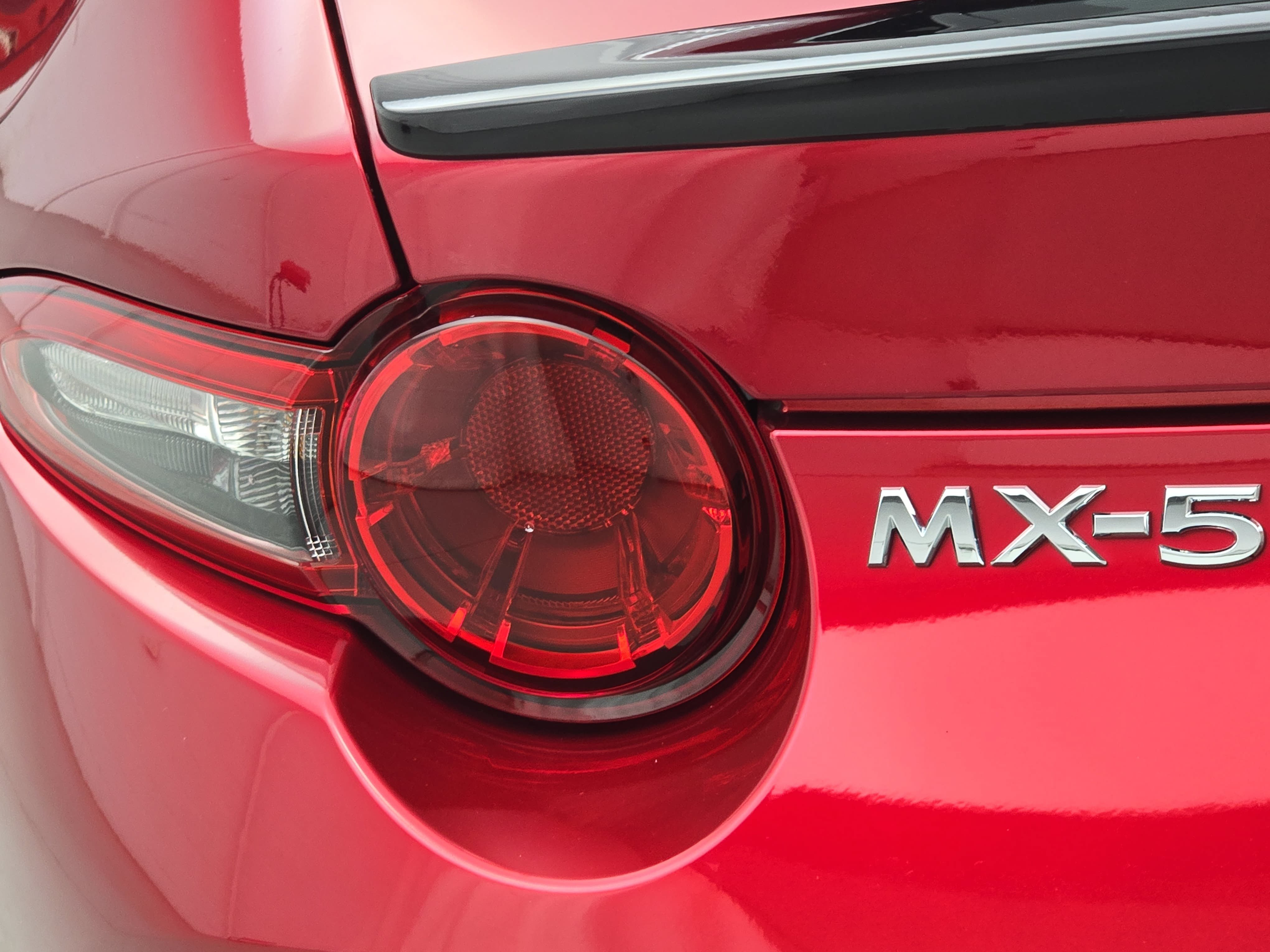 Used 2023 MAZDA MX-5 Miata Grand Touring RWD image 32