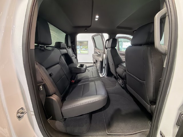 Used 2025 GMC Sierra 1500 SLT AWD/4WD image 15