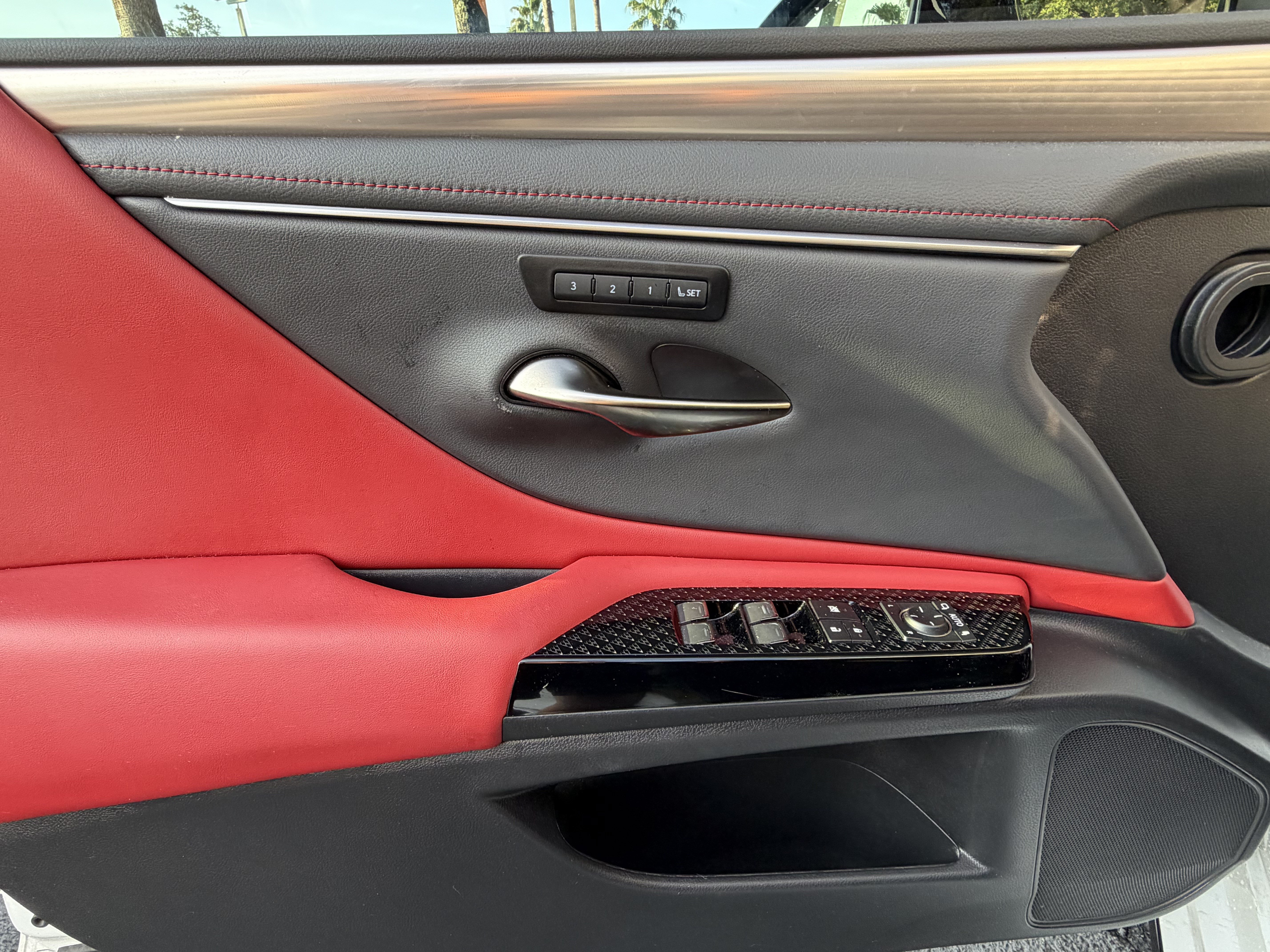 Certified 2025 Lexus ES 350 F Sport FWD image 13