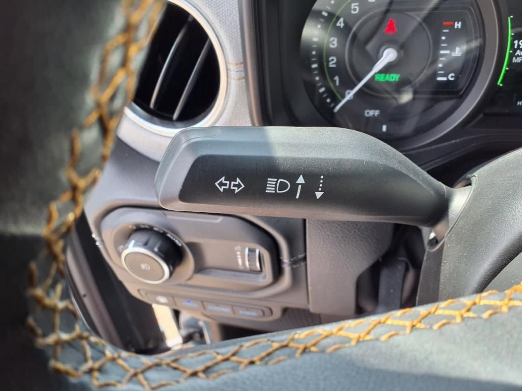 Used 2024 Jeep Wrangler Sahara 4xe image 18