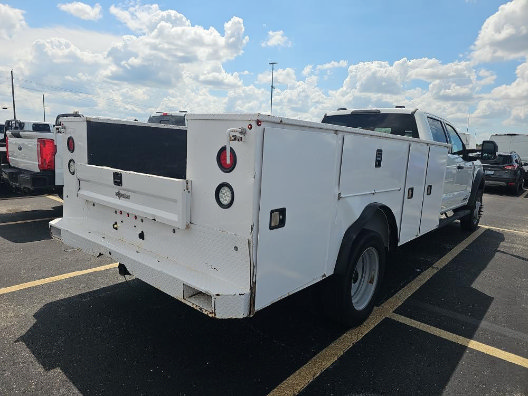 Used 2024 Ford F550 4x4 Crew Cab Super Duty w/ XLT Value Package image 3