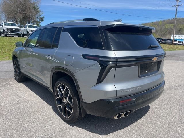 Used 2025 Chevrolet Traverse High Country w/ LPO, Floor Liner Package AWD/4WD image 8