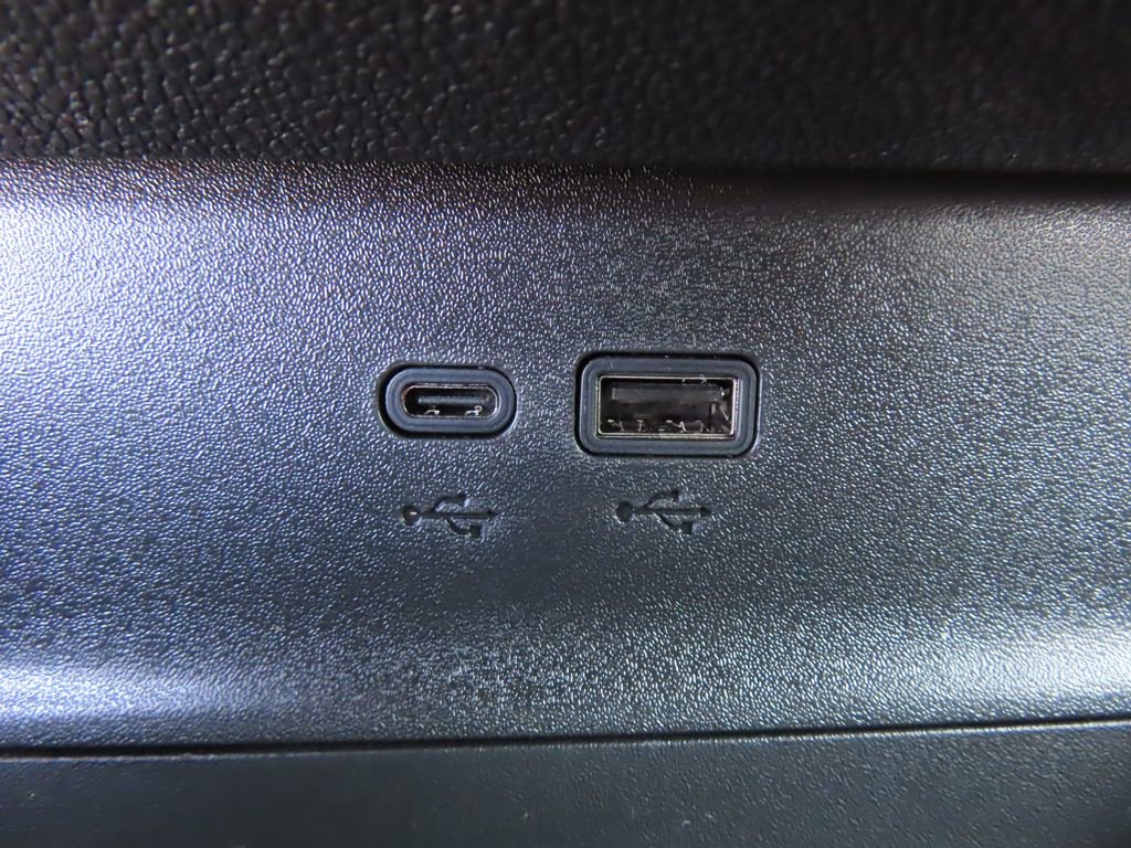 New 2026 Chevrolet Equinox RS w/ Convenience Package III AWD/4WD image 11