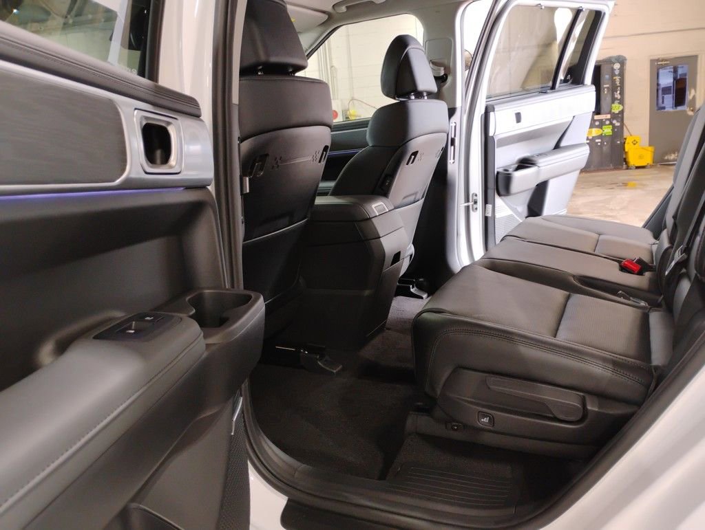 New 2026 Hyundai Santa Fe Limited image 16