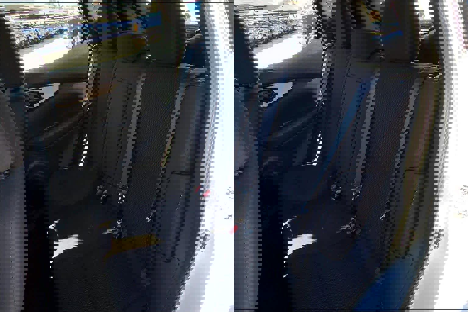 Used 2022 Nissan Rogue Sport S image 20