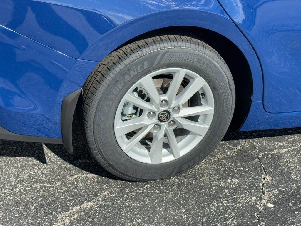 New 2026 Toyota Camry Hybrid image 4