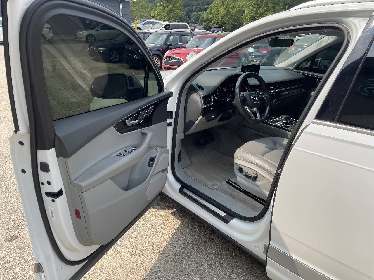 Used 2019 Audi Q7 3.0T Premium Plus AWD/4WD image 14