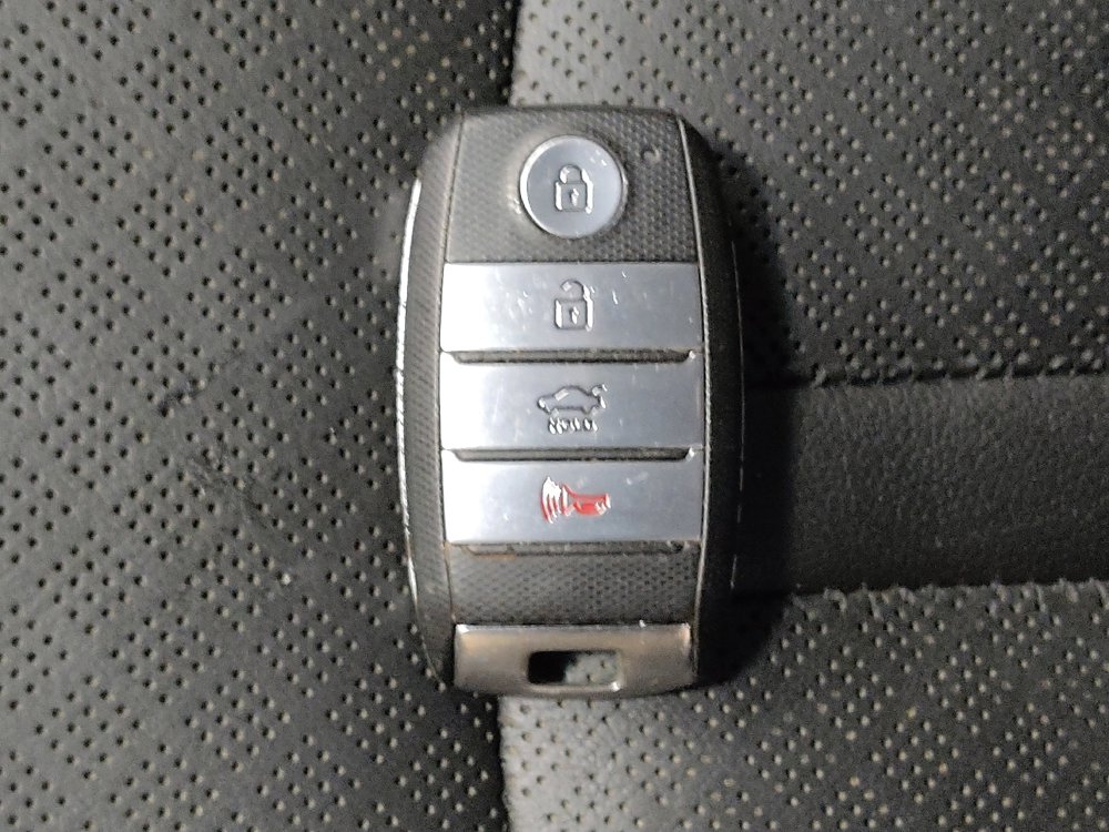 Used 2020 Kia Optima SE image 32