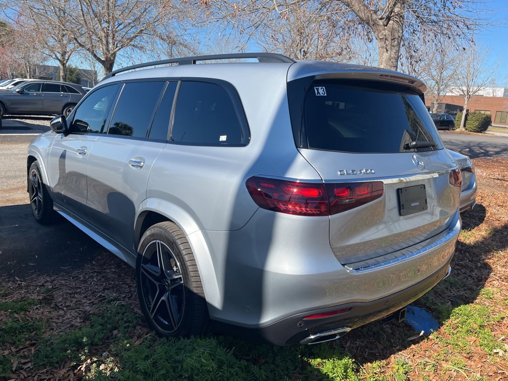 Used 2025 Mercedes-Benz GLS 450 4MATIC image 7