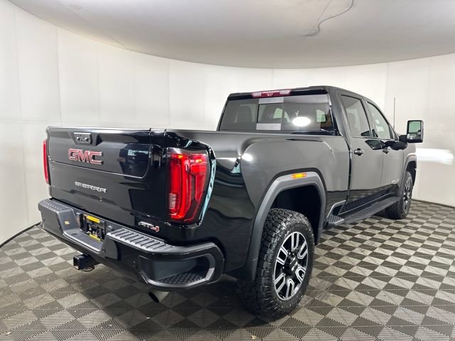 Used 2022 GMC Sierra 2500 AT4 w/ AT4 Preferred Package image 3