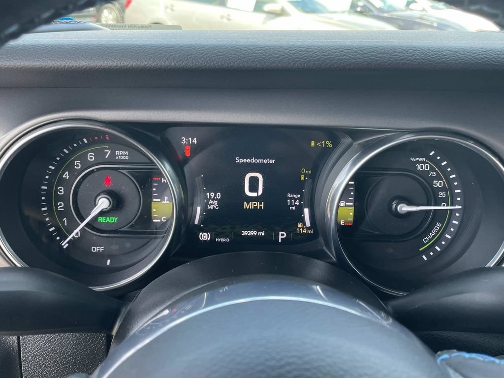 Used 2022 Jeep Wrangler Unlimited Rubicon 4xe w/ Safety Group AWD/4WD image 18