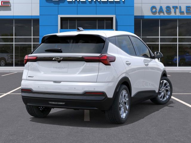 New 2027 Chevrolet Bolt LT w/ Comfort Package FWD image 4