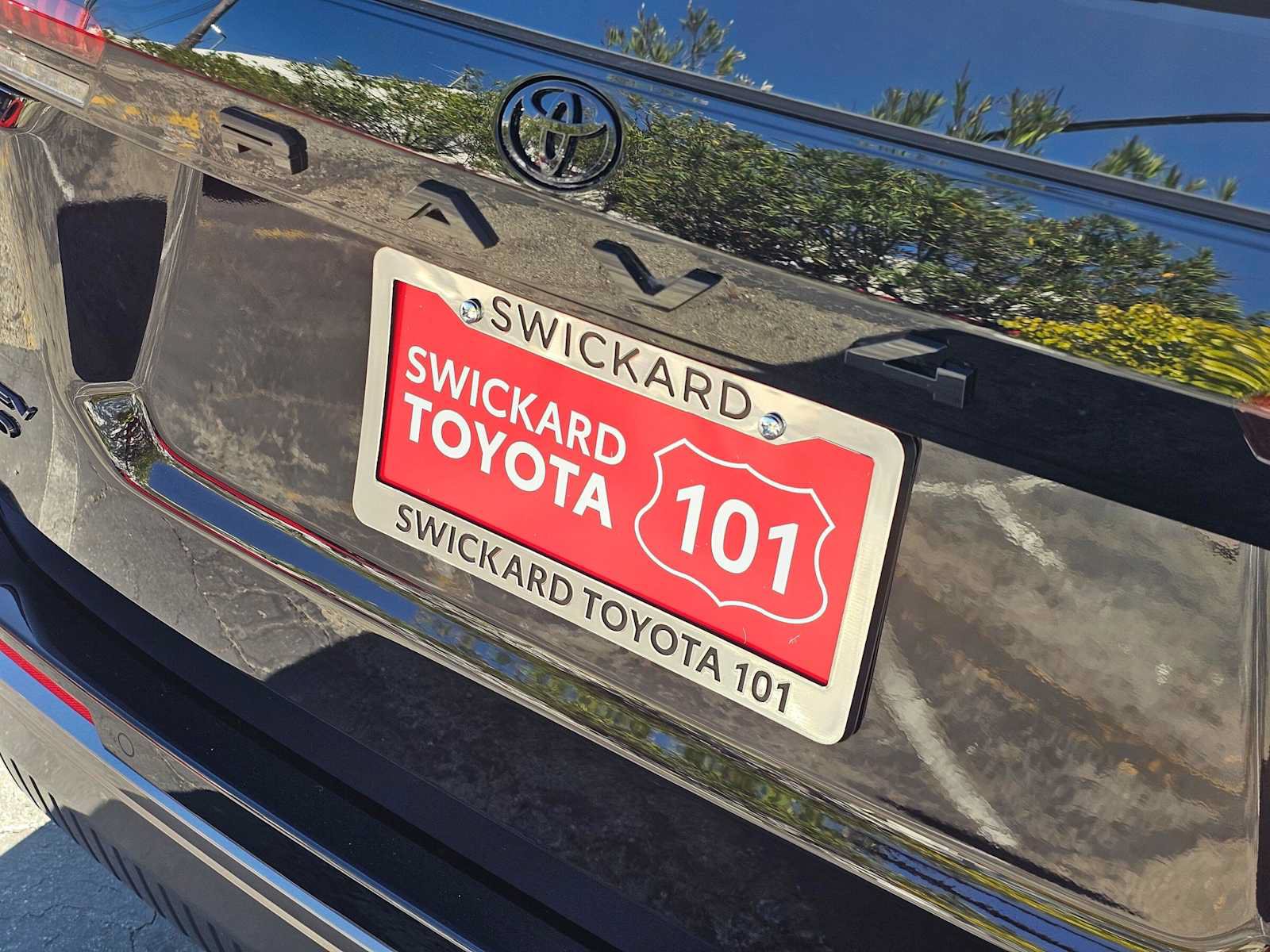 New 2026 Toyota RAV4 XSE w/ Panoramic Sun Roof Package AWD/4WD image 13
