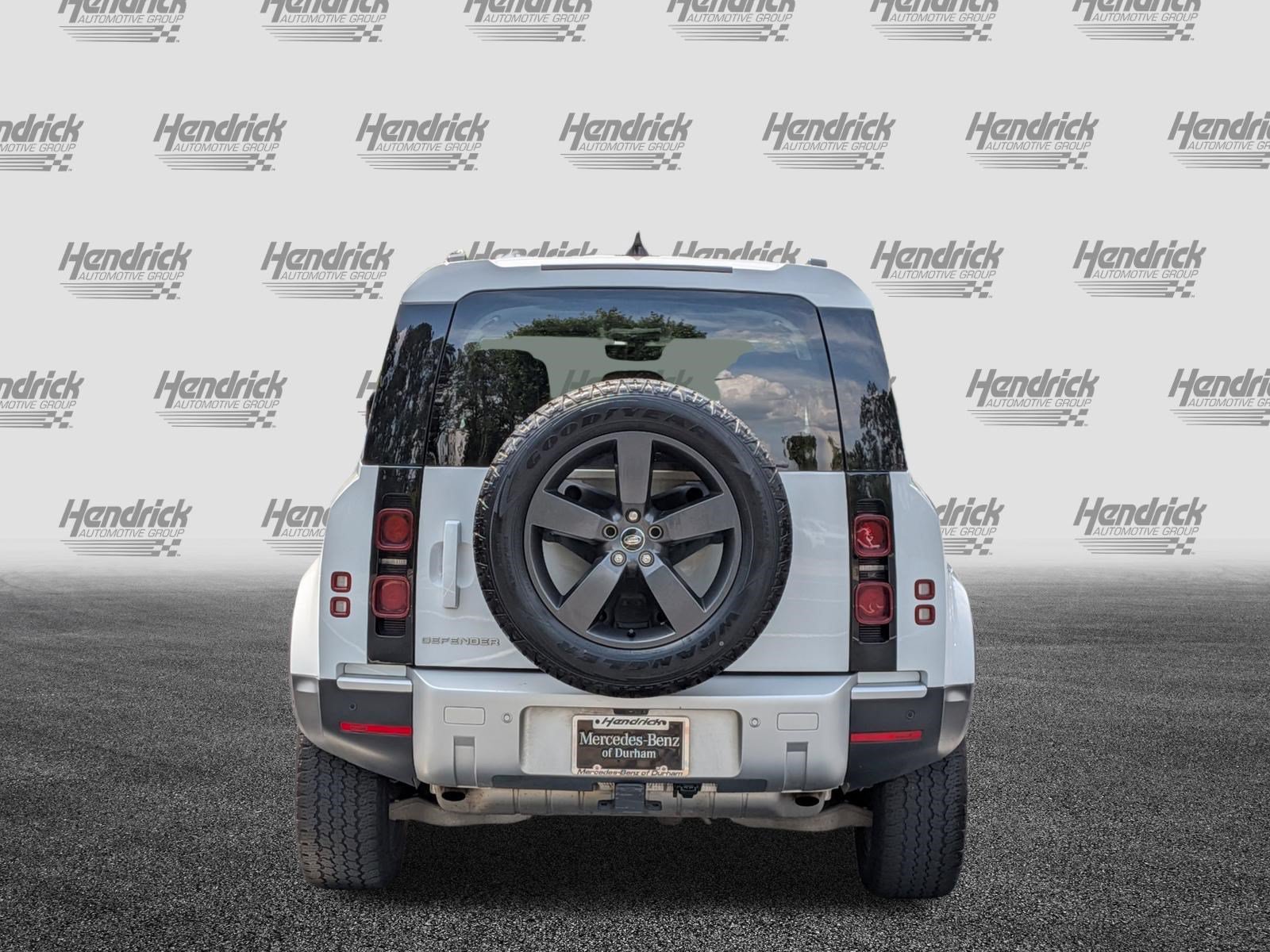 Used 2024 Land Rover Defender 110 S AWD/4WD image 9